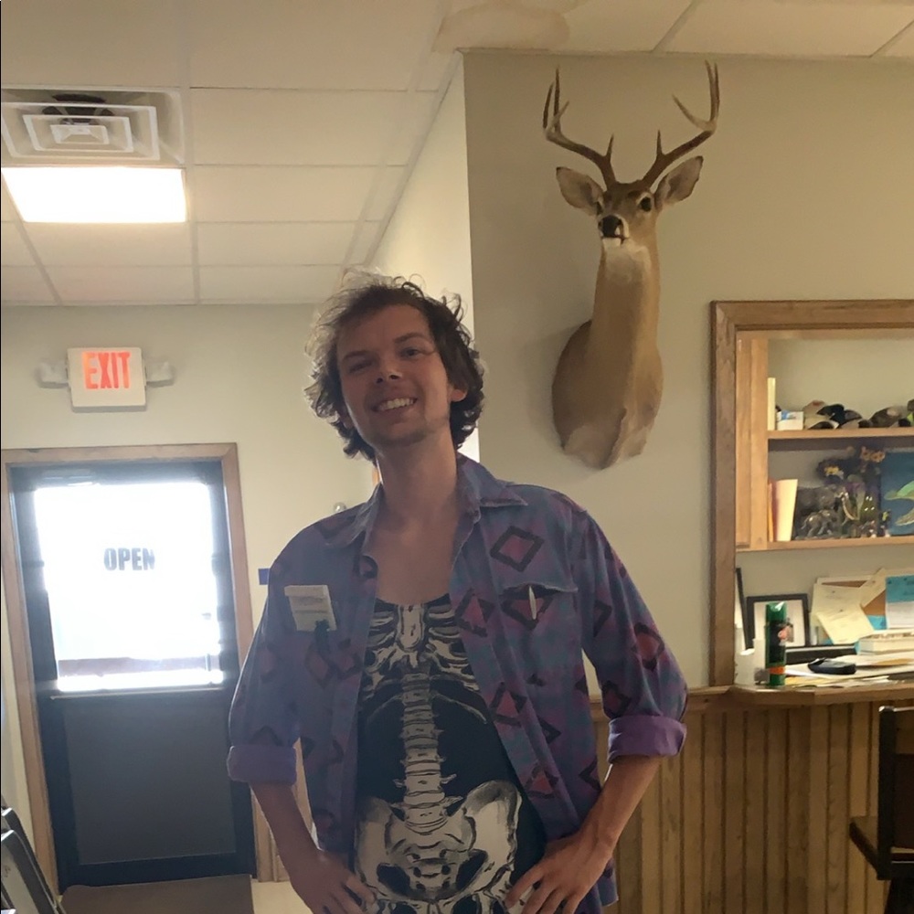 Meet your Posher, Justin